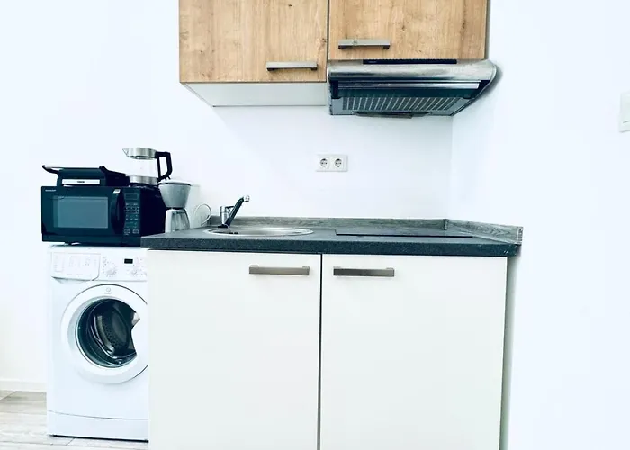 Apartment Near Tram & Metro Smart Tv *